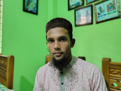 নূরানী শিক্ষকের পাশে দাঁড়ান!